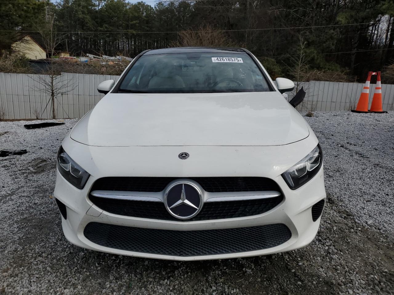 2019 Mercedes-Benz A-klasse - Image 5