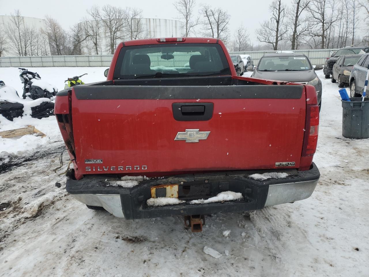 2007 Chevrolet Silverado - Image 6
