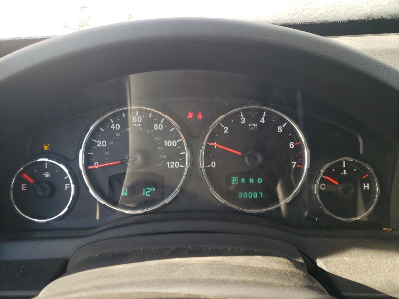 2010 Jeep Liberty (North America) - Image 9