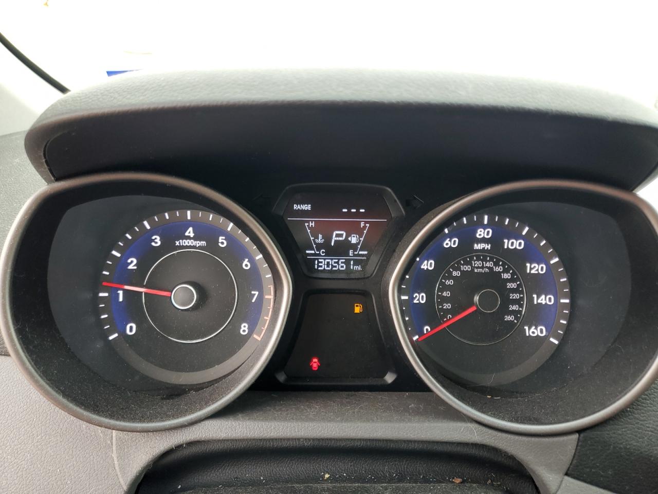 2014 Hyundai Elantra - Image 9