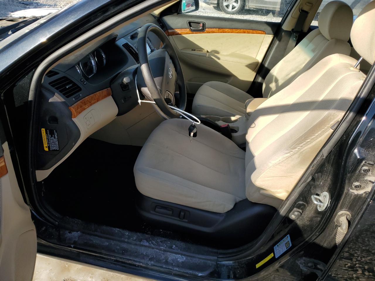 2009 Hyundai Sonata - Image 7