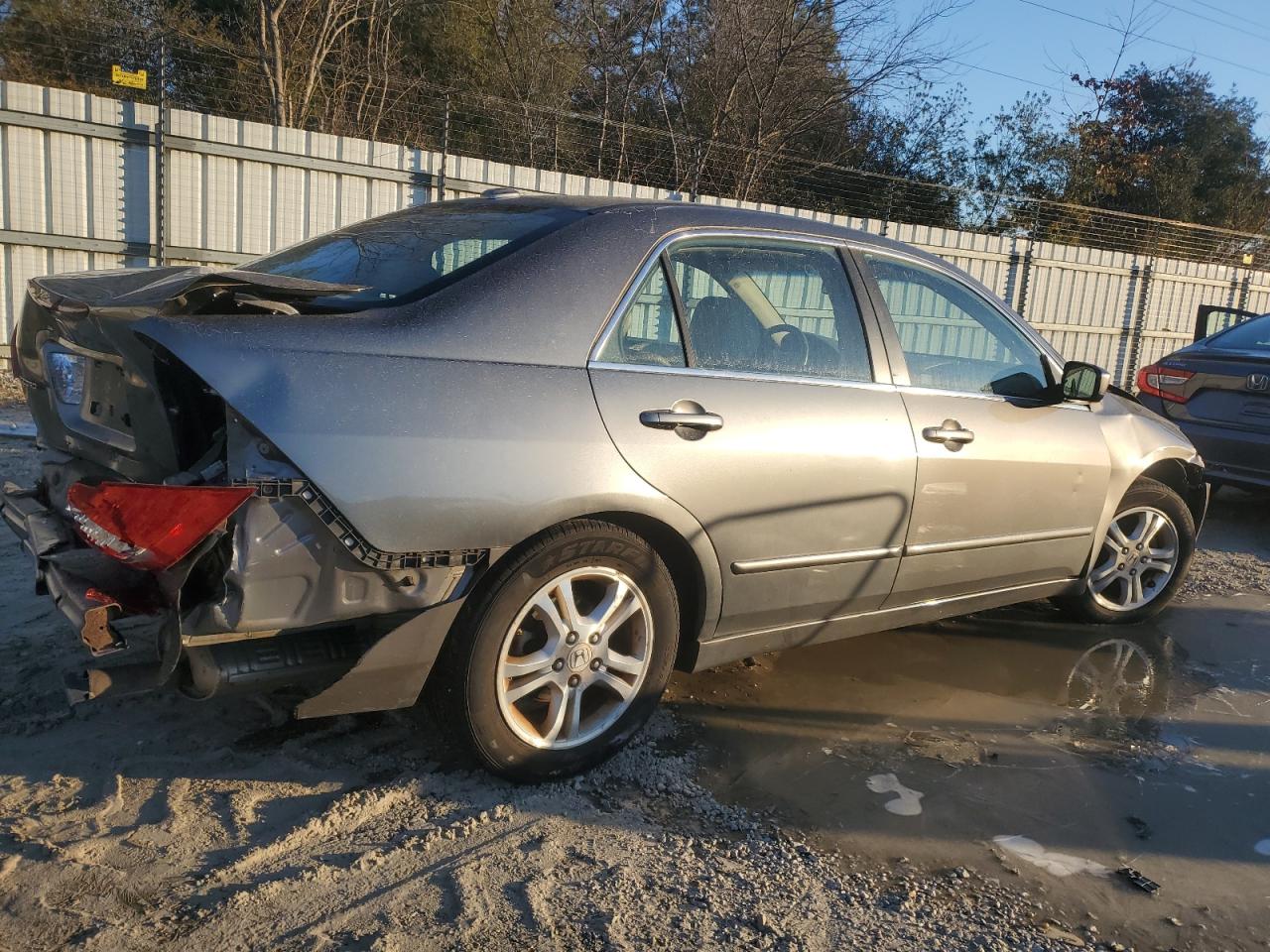 2007 Honda Accord - Image 3