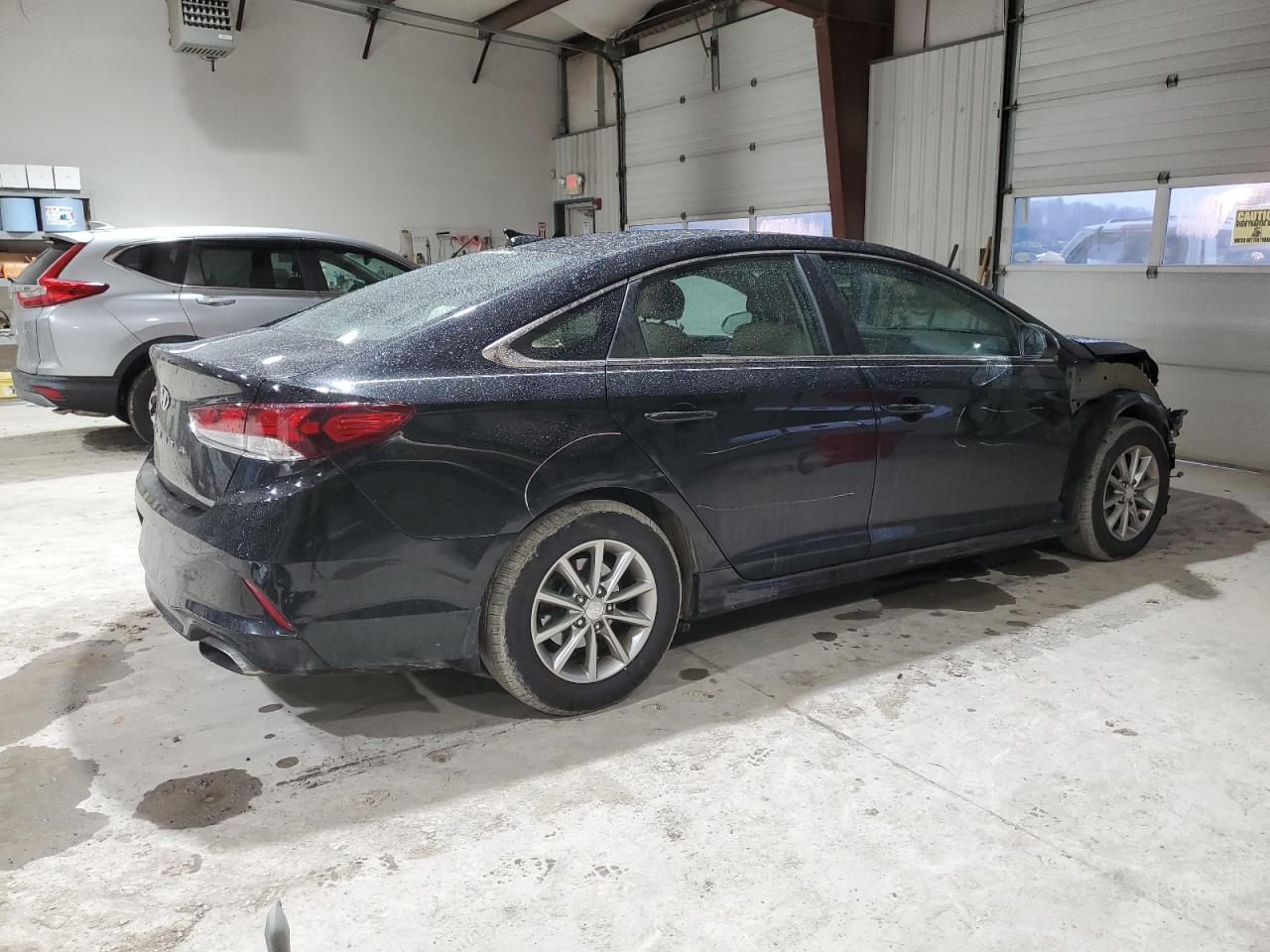 2018 Hyundai Sonata - Image 3