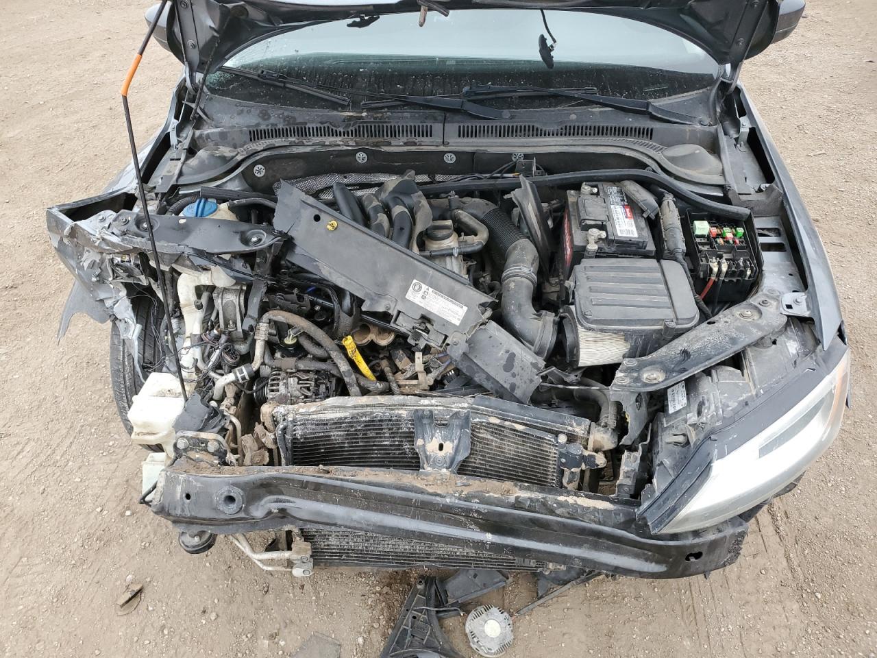 2014 Volkswagen Jetta - Image 11