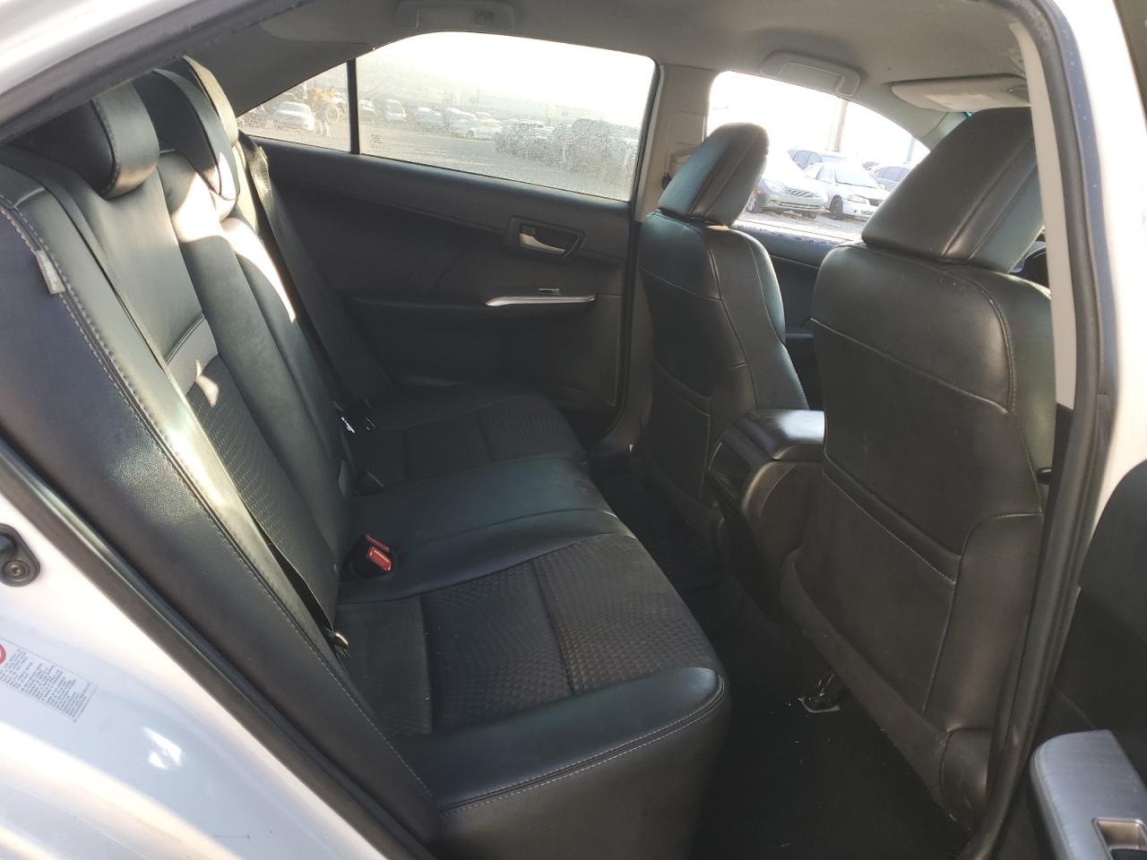 2014 Toyota Camry - Image 10