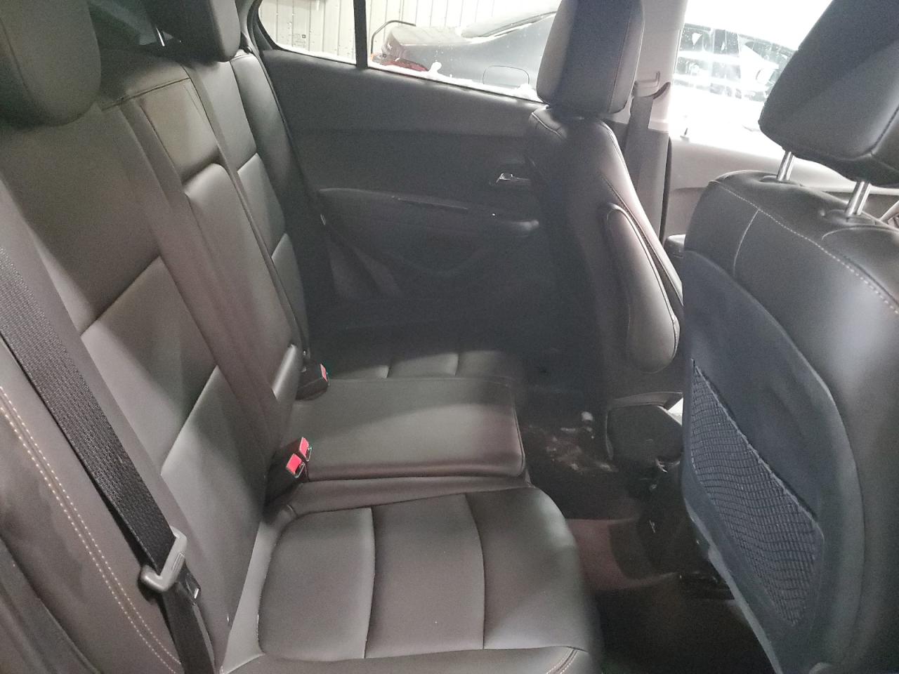 2018 Chevrolet Trax - Image 11