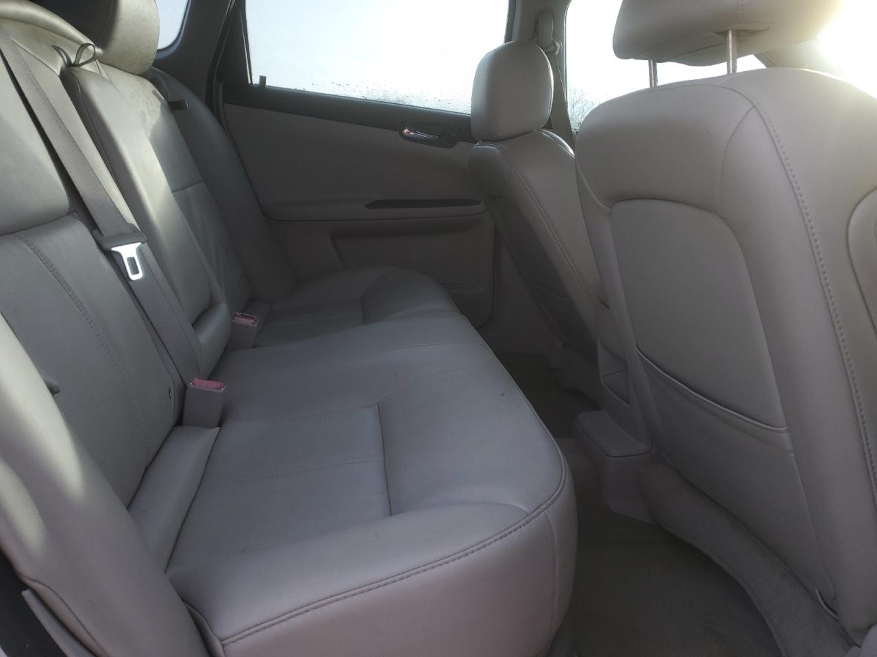 2012 Chevrolet Impala - Image 10