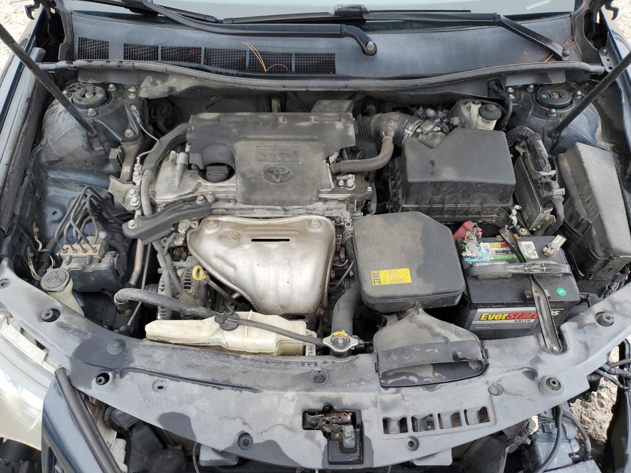 2014 Toyota Camry - Image 11