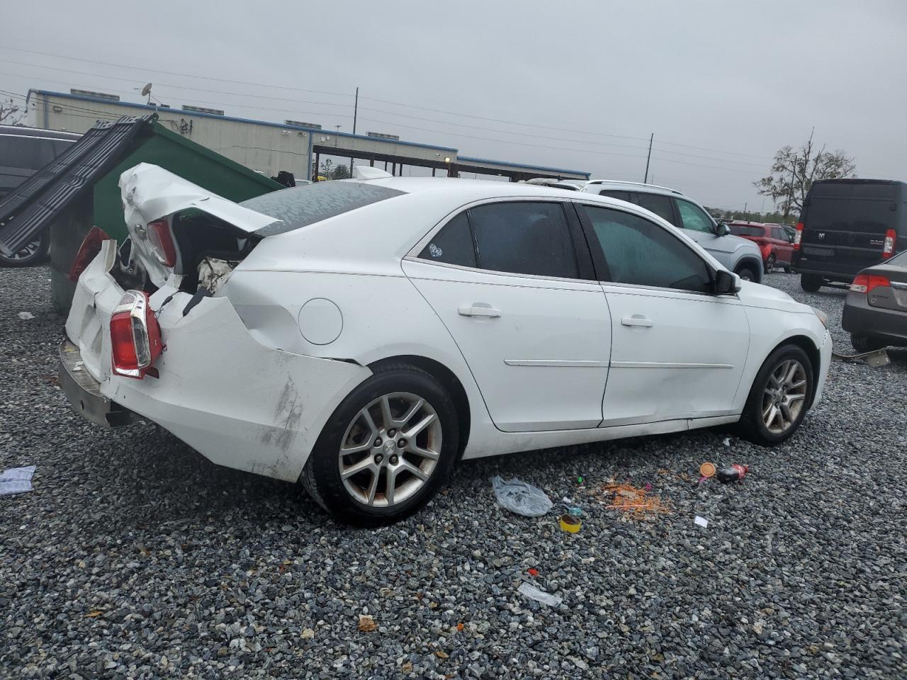 2015 Chevrolet Malibu - Image 3