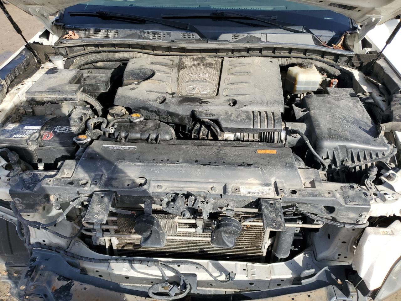 2014 Infiniti QX80 - Image 14