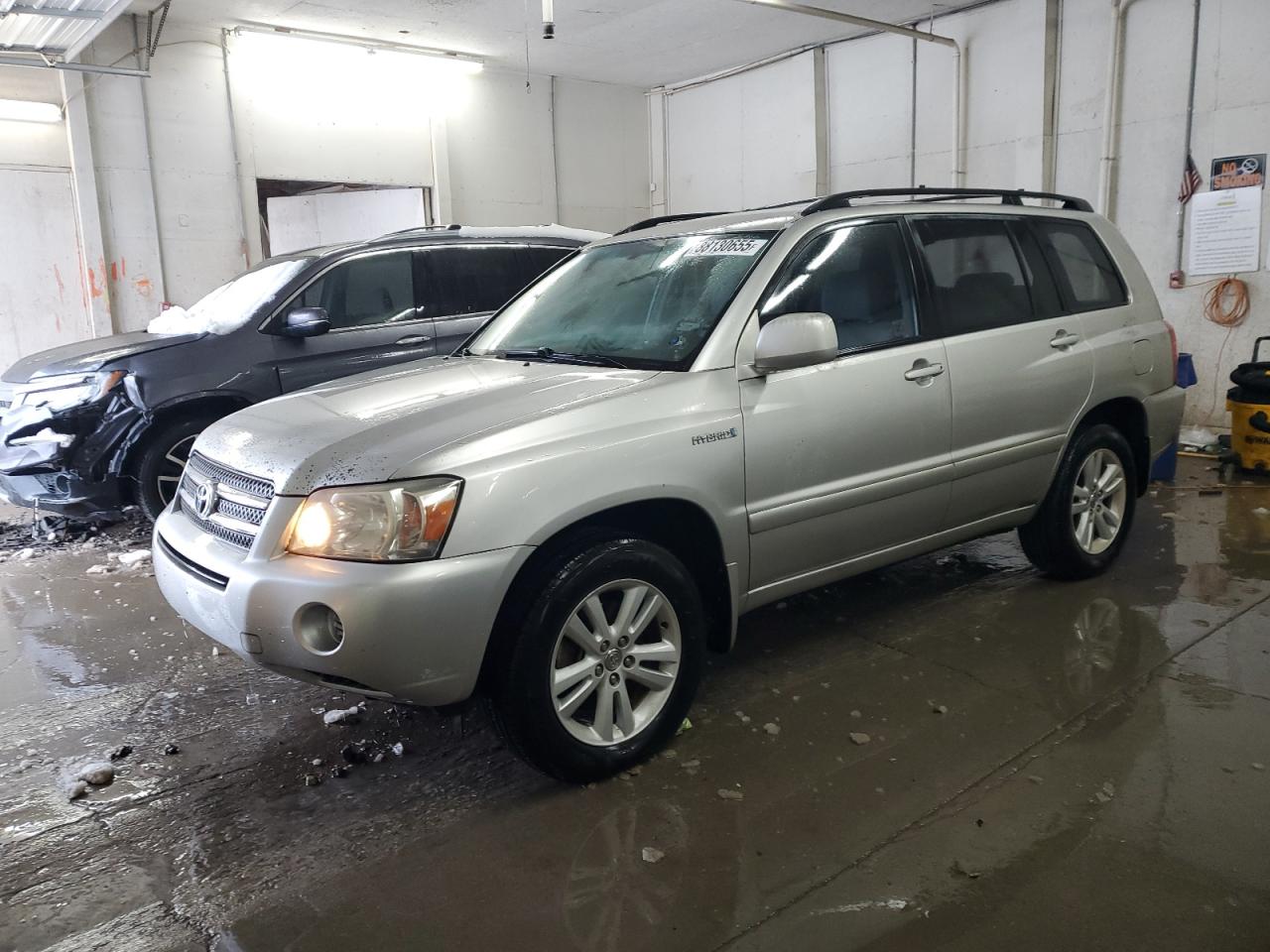 2007 Toyota Highlander - Image 1