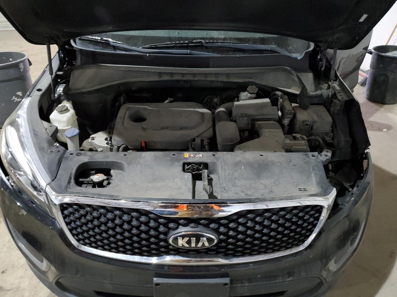 2016 Kia Sorento - Image 12