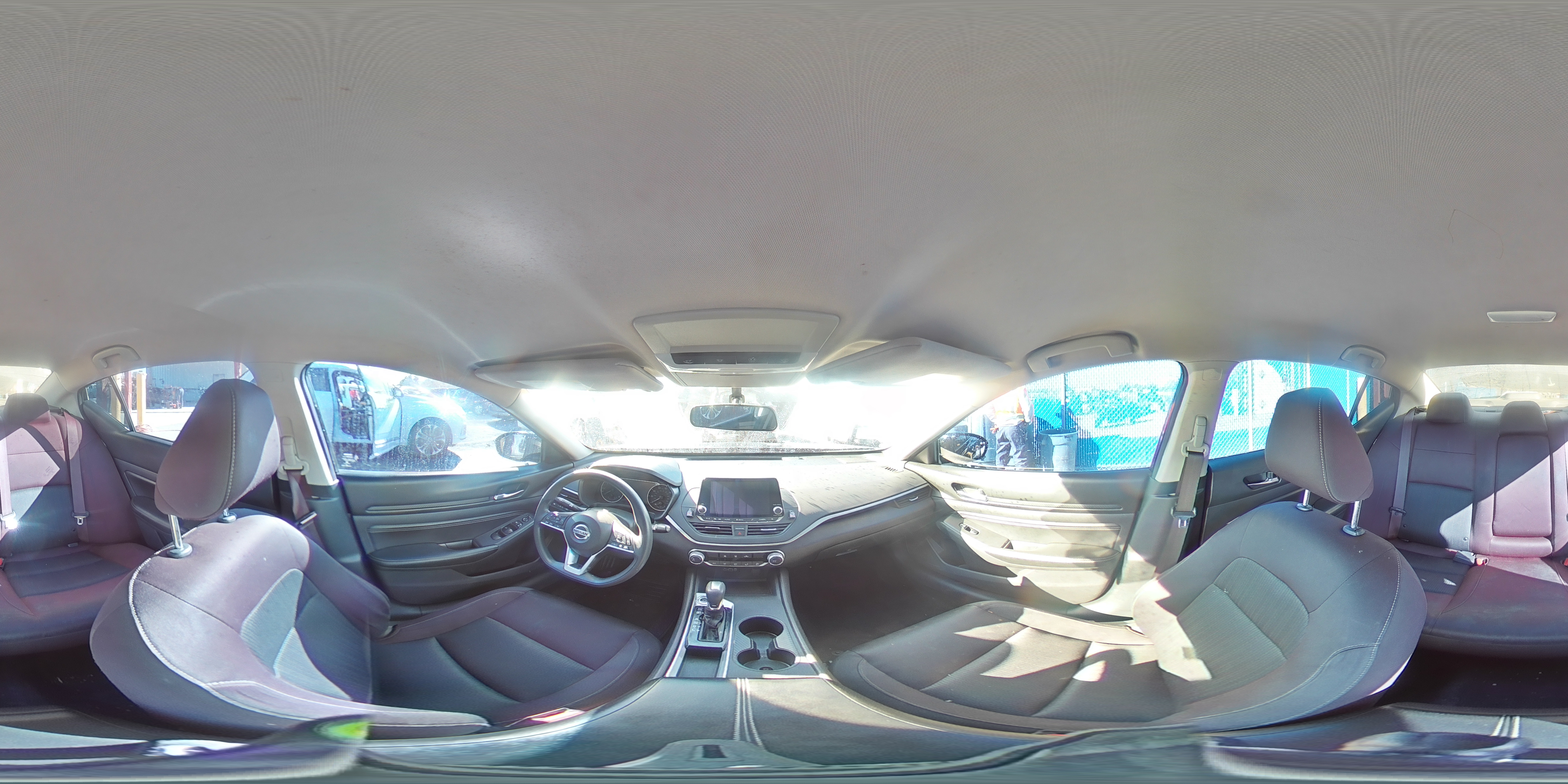 2019 Nissan Altima - Image 15