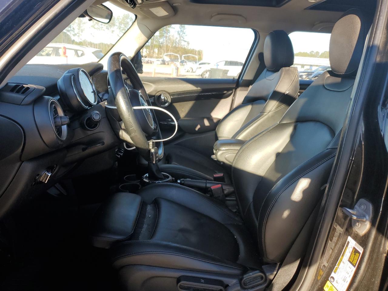 2015 MINI Cooper - Image 7
