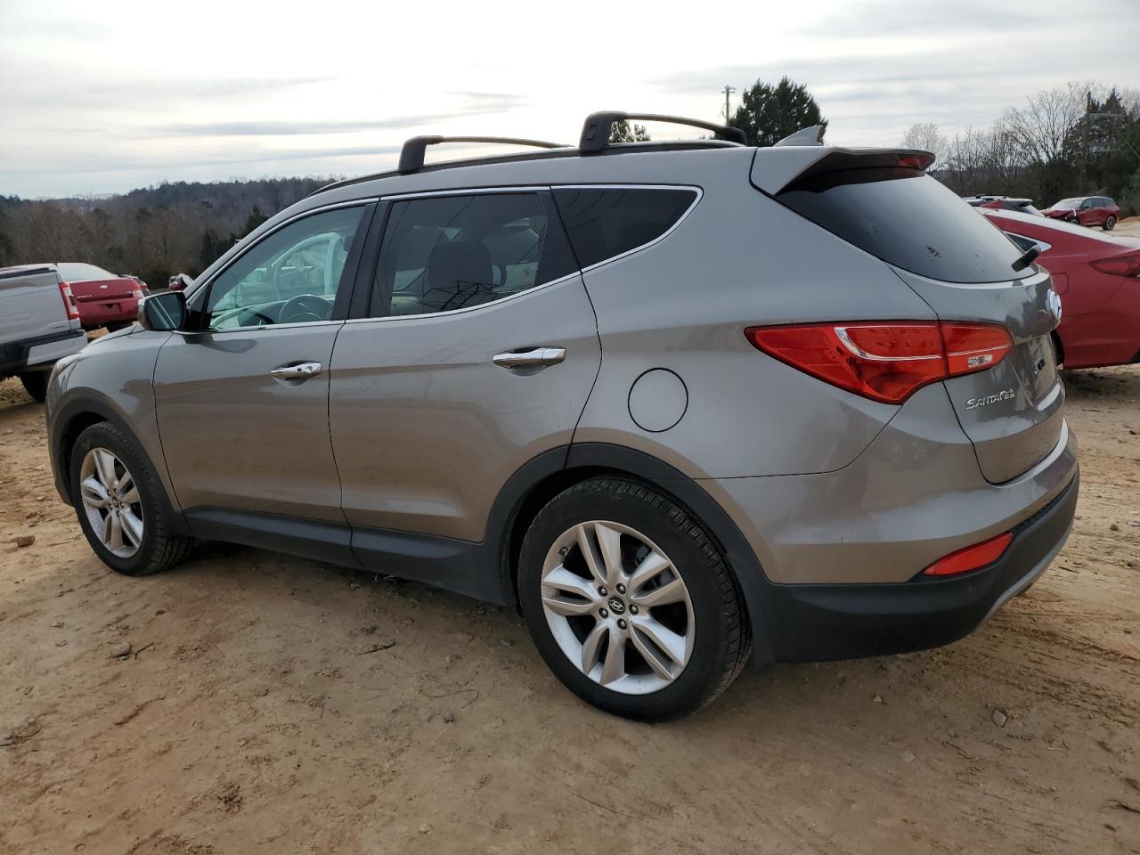 2015 Hyundai Santa Fe - Image 2