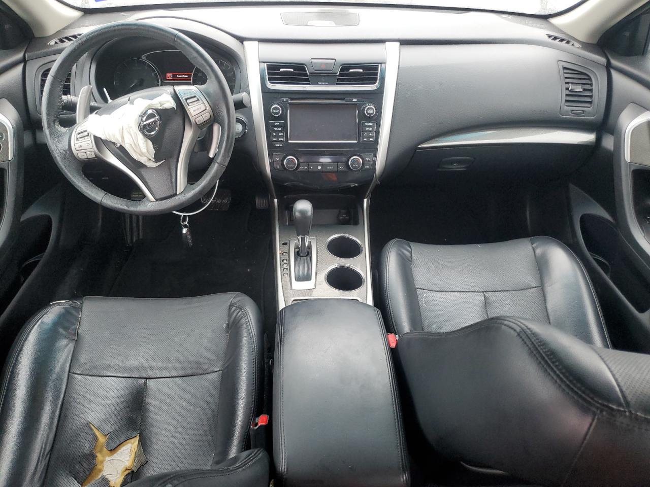 2015 Nissan Altima - Image 8