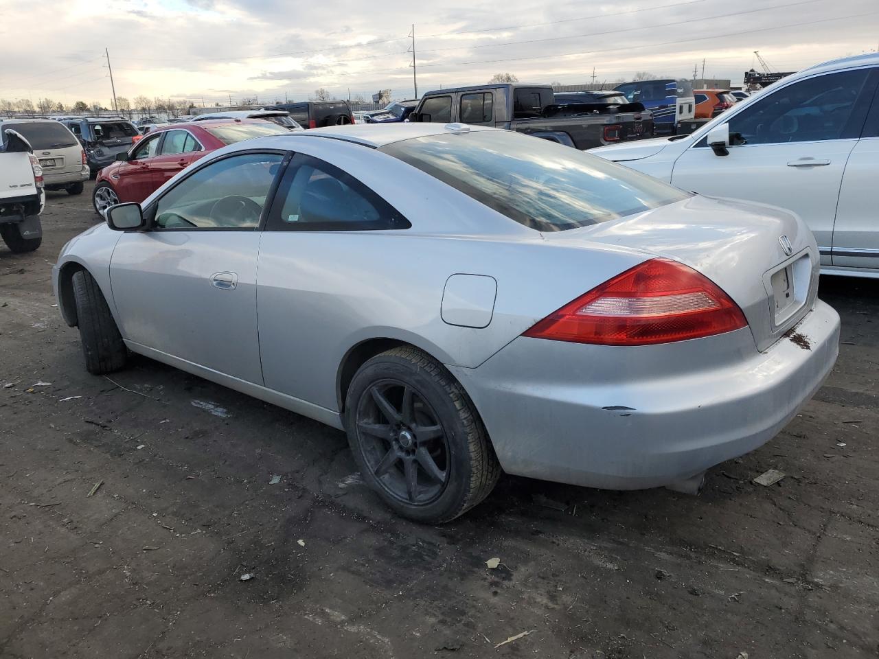 2004 Honda Accord - Image 2