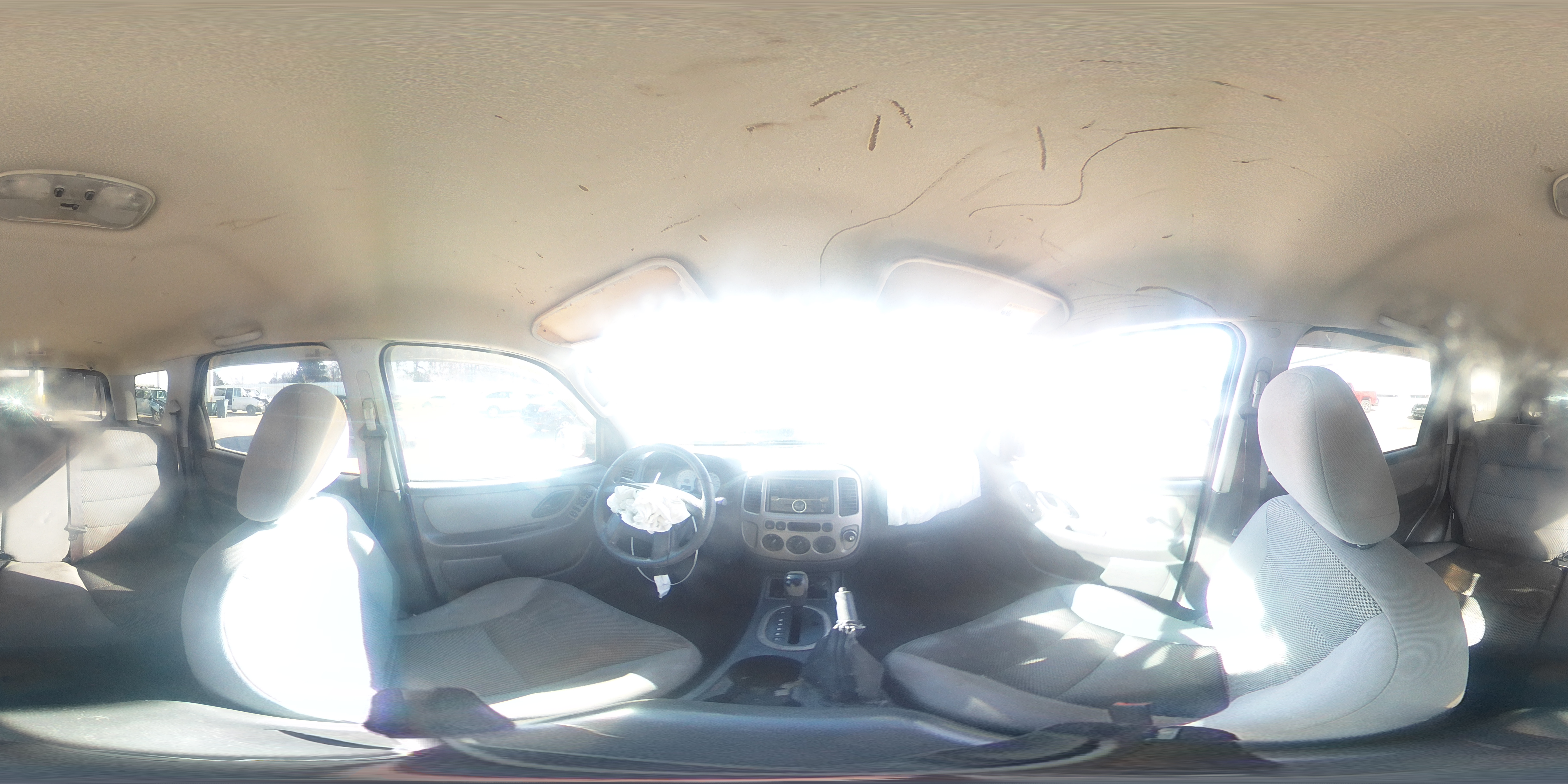 2005 Ford Escape - Image 13