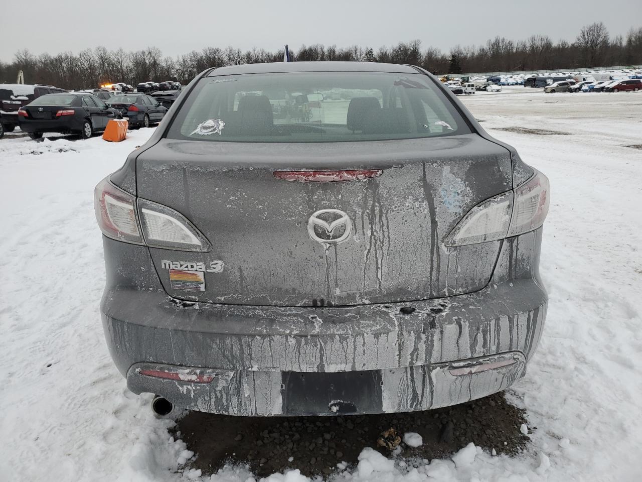 2010 Mazda 3 - Image 6