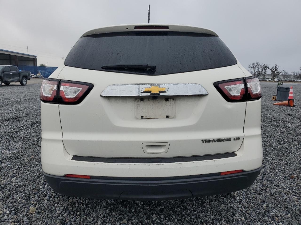 2014 Chevrolet Traverse - Image 6