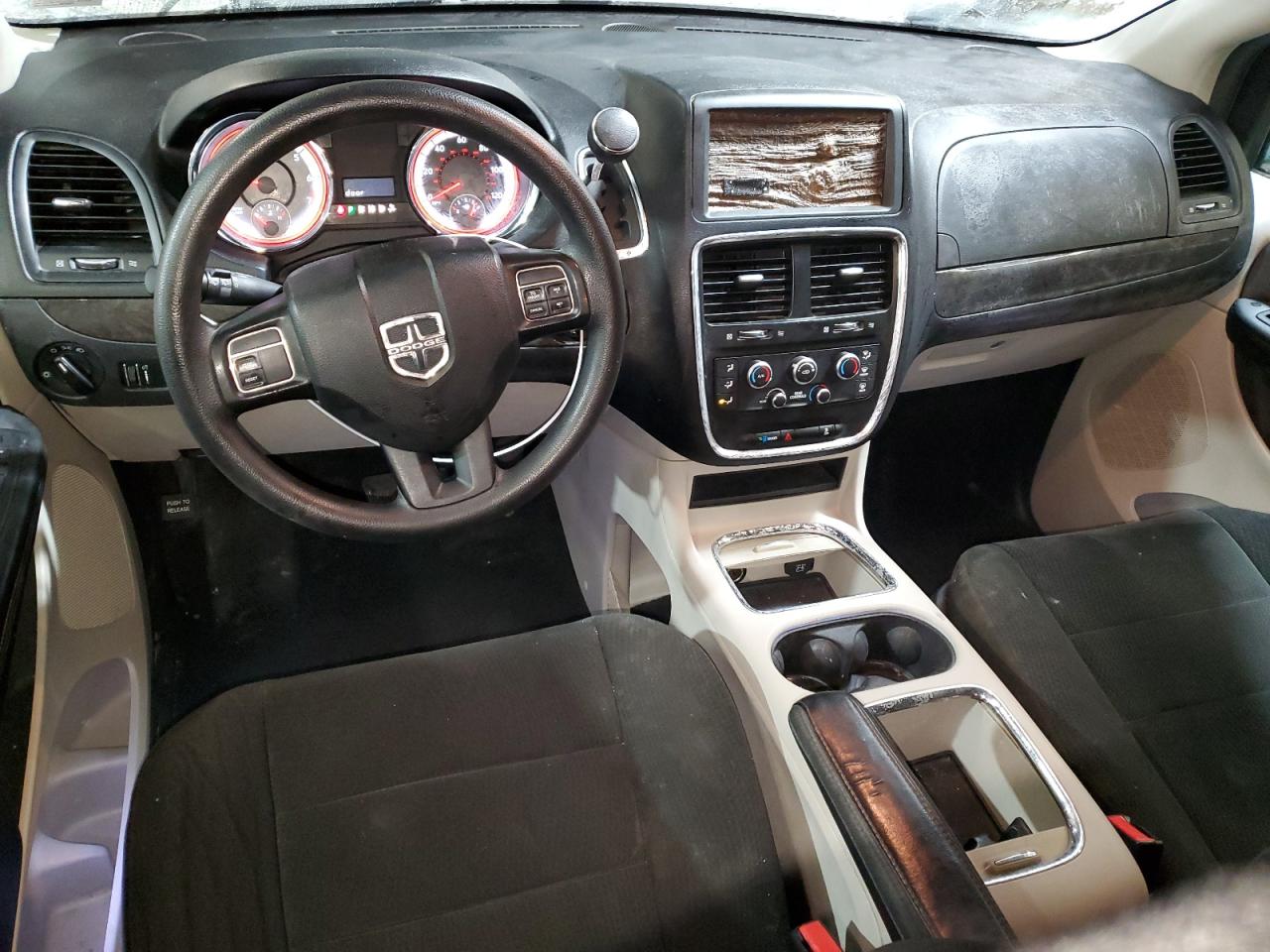 2012 Dodge Caravan - Image 8