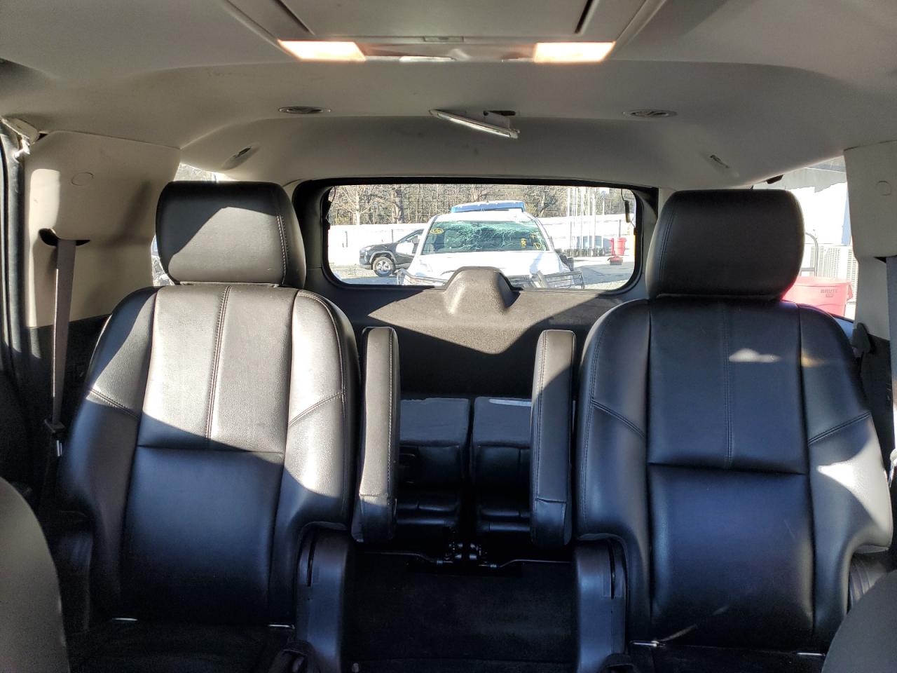 2014 Chevrolet Tahoe - Image 10