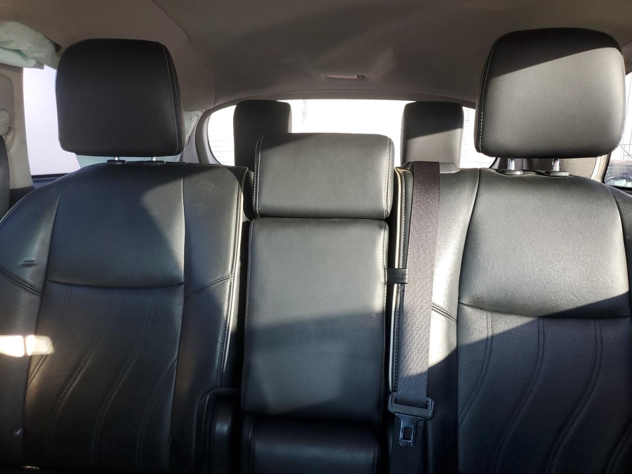 2017 Infiniti QX60 - Image 10