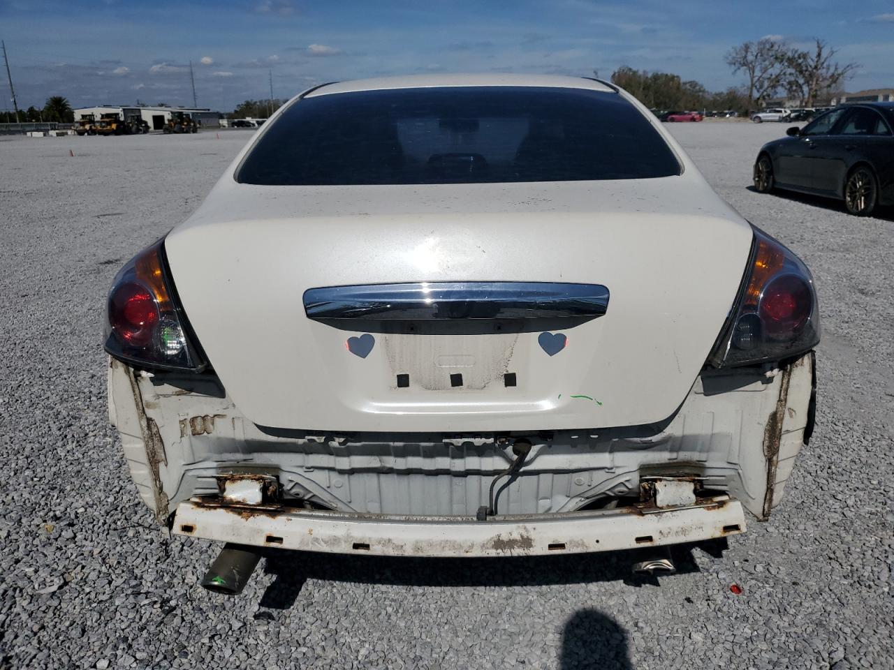 2011 Nissan Altima - Image 6