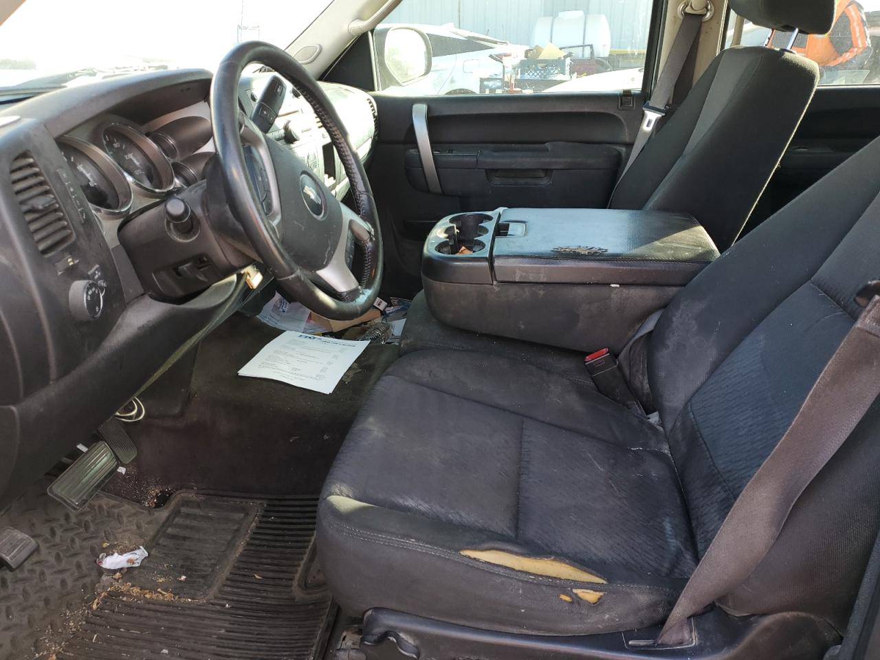 2013 Chevrolet Silverado - Image 7