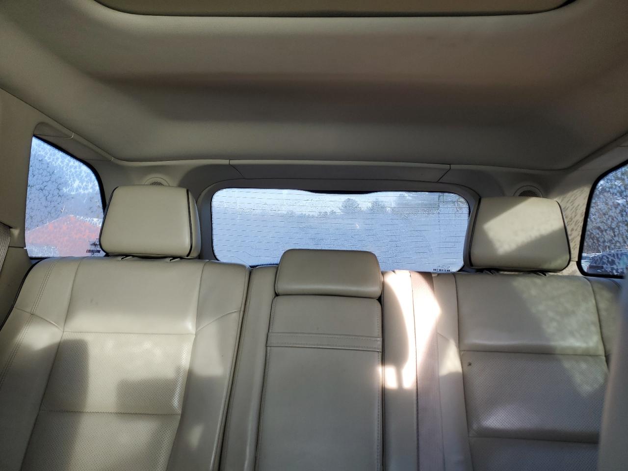 2015 Jeep Grand Cherokee - Image 10