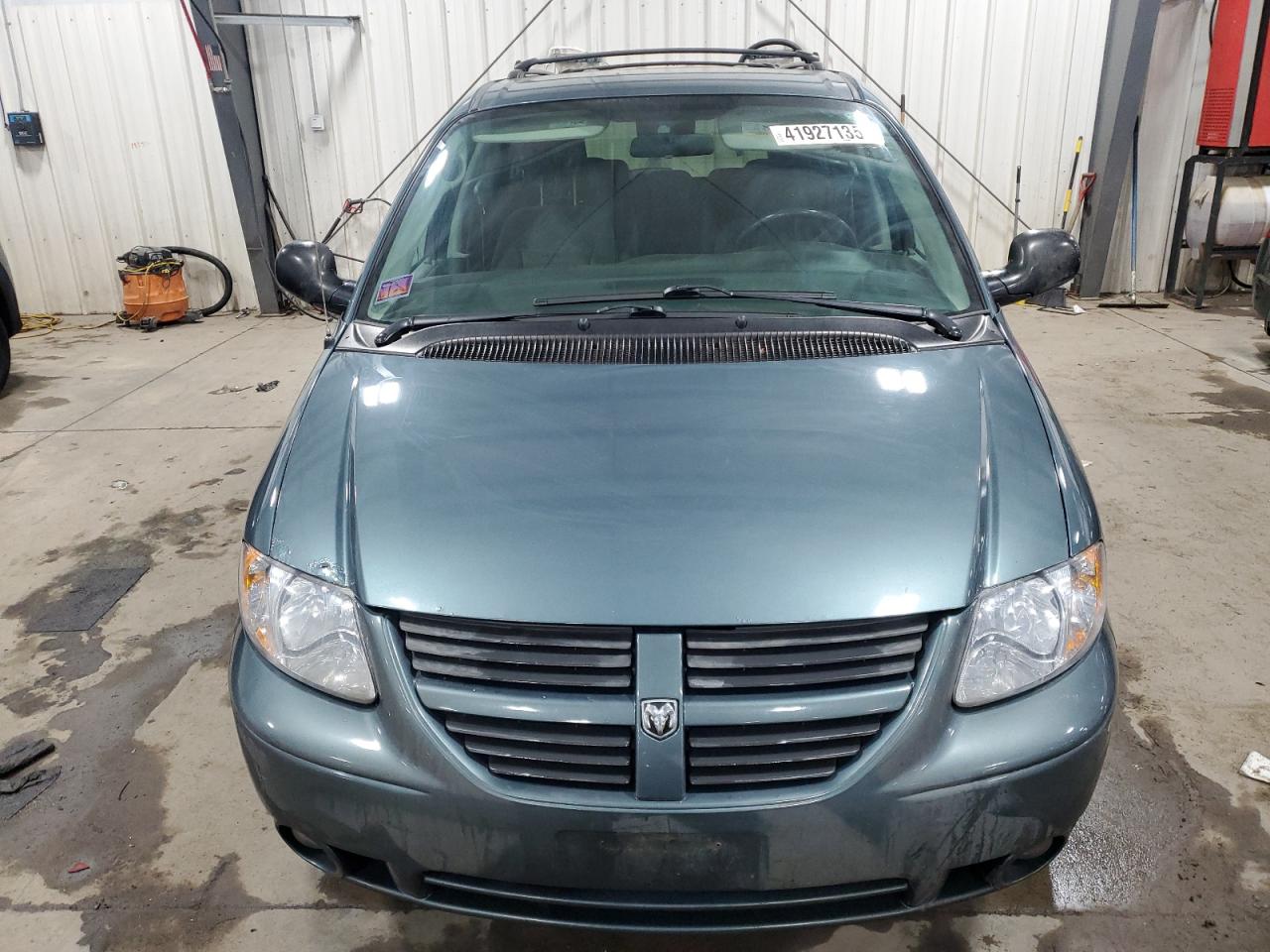 2006 Dodge Caravan - Image 5