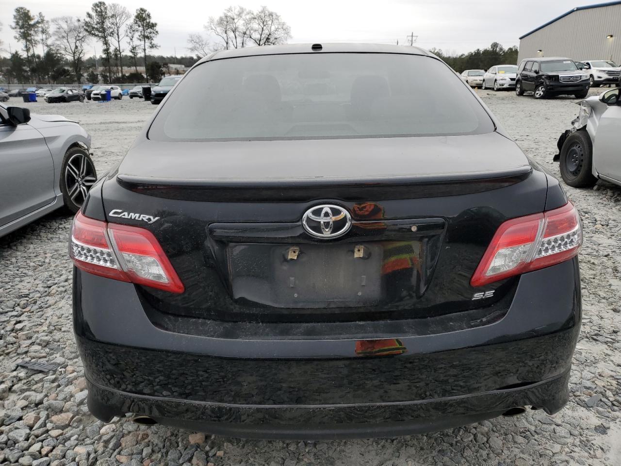 2011 Toyota Camry - Image 6