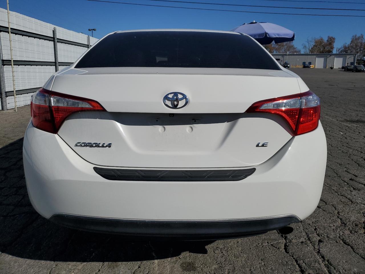 VIN 5YFBURHE7FP209512 2015 TOYOTA COROLLA no.6