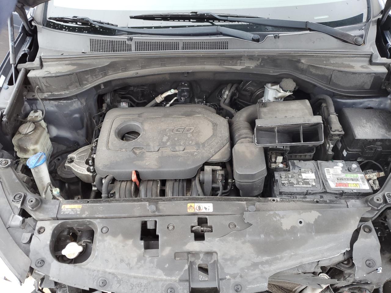 2017 Hyundai Santa Fe - Image 13