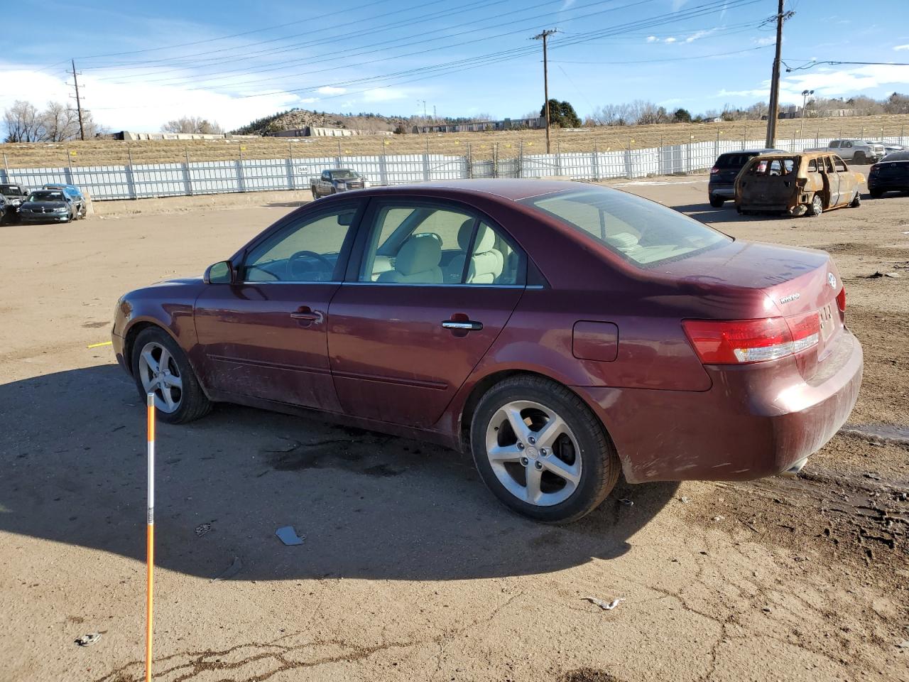 2007 Hyundai Sonata - Image 2