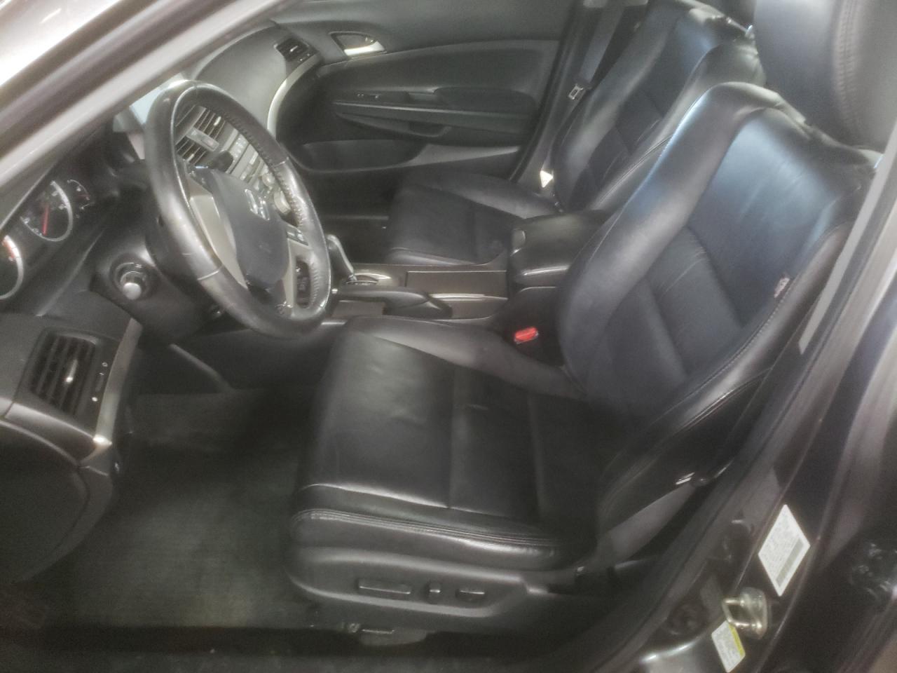 2012 Honda Accord - Image 7