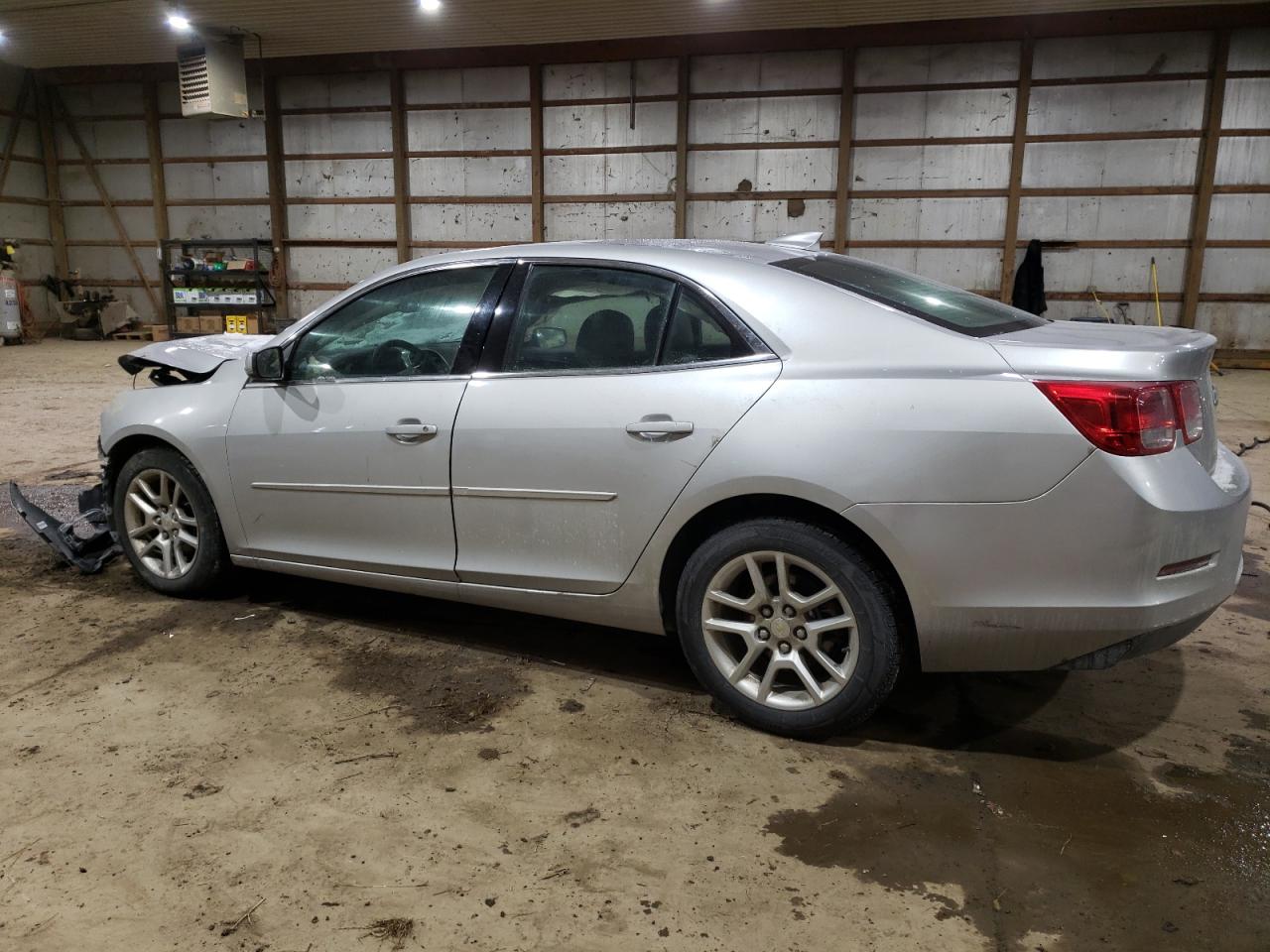 2015 Chevrolet Malibu - Image 2