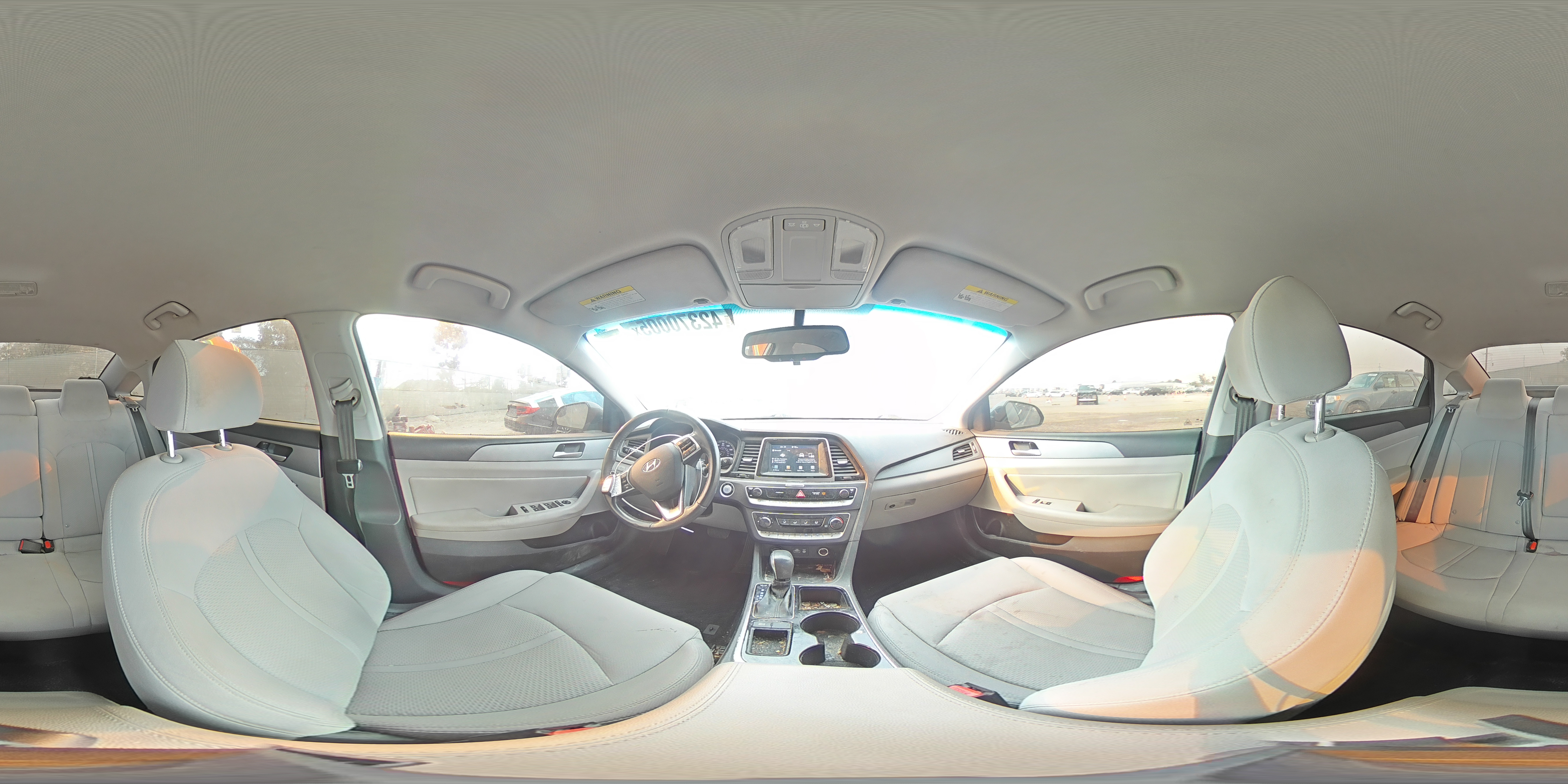 2018 Hyundai Sonata - Image 13