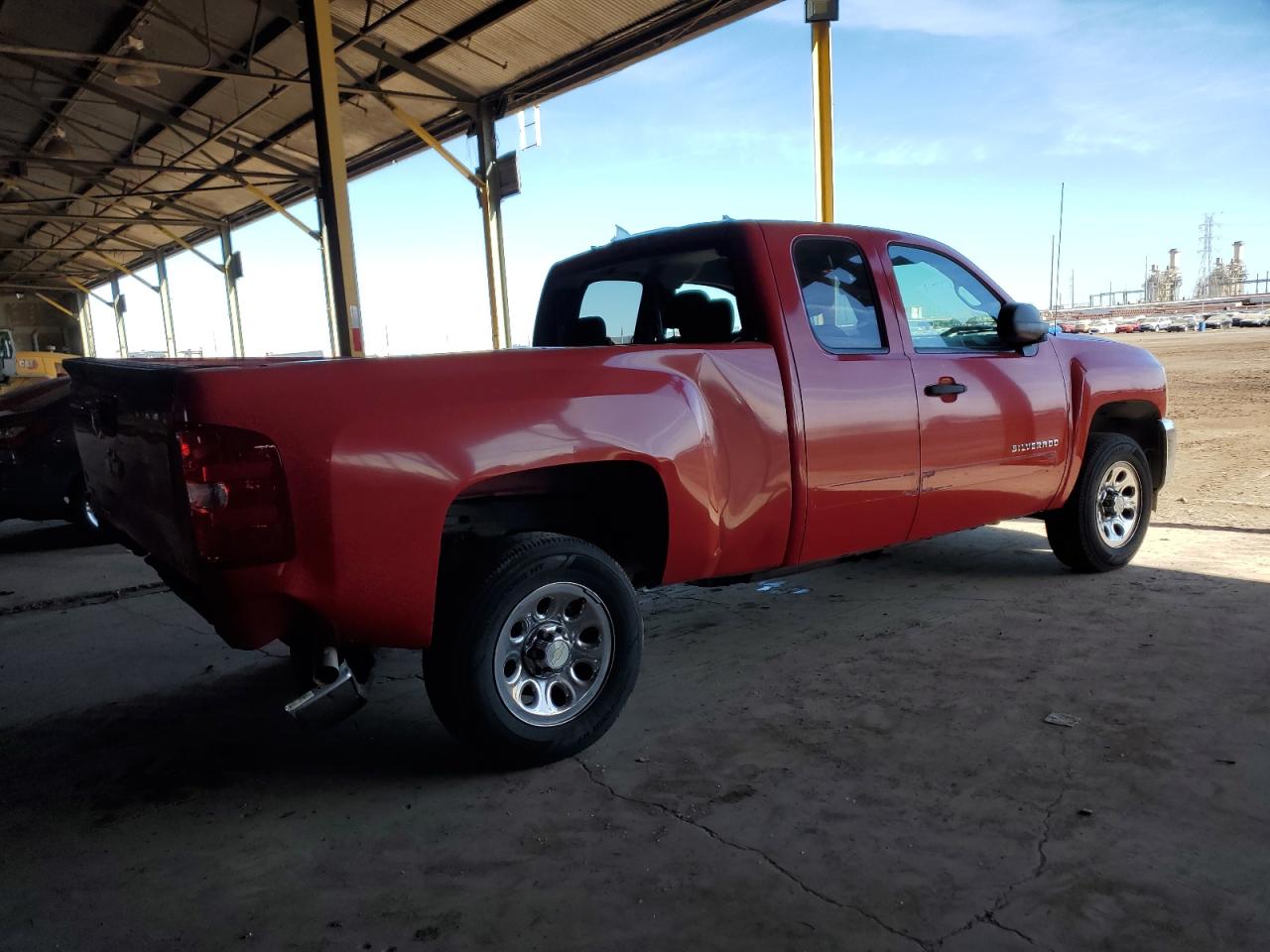 2012 Chevrolet Silverado - Image 3