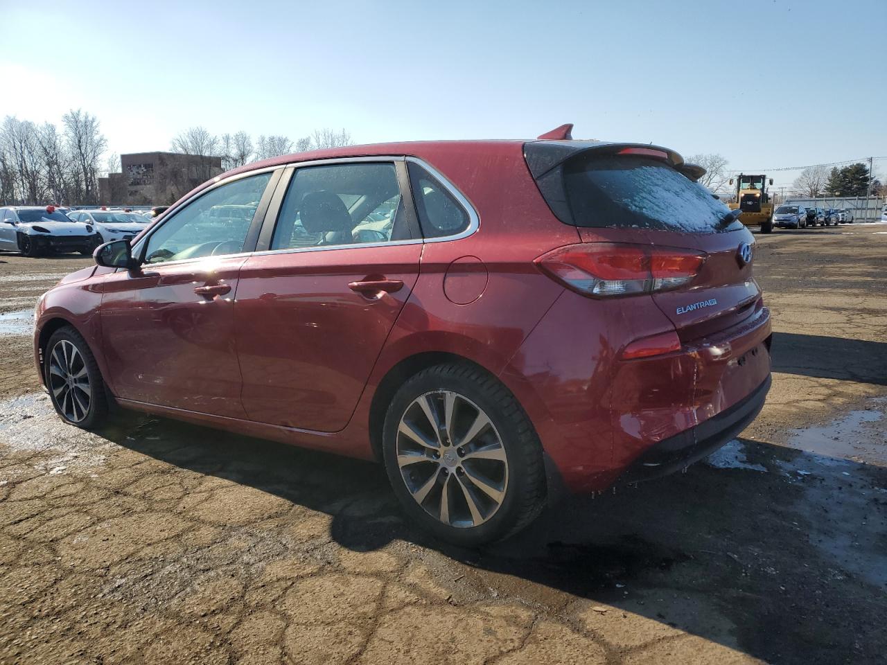 2018 Hyundai Elantra - Image 2