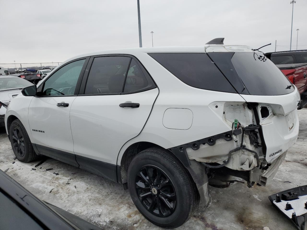 2021 Chevrolet Equinox - Image 2