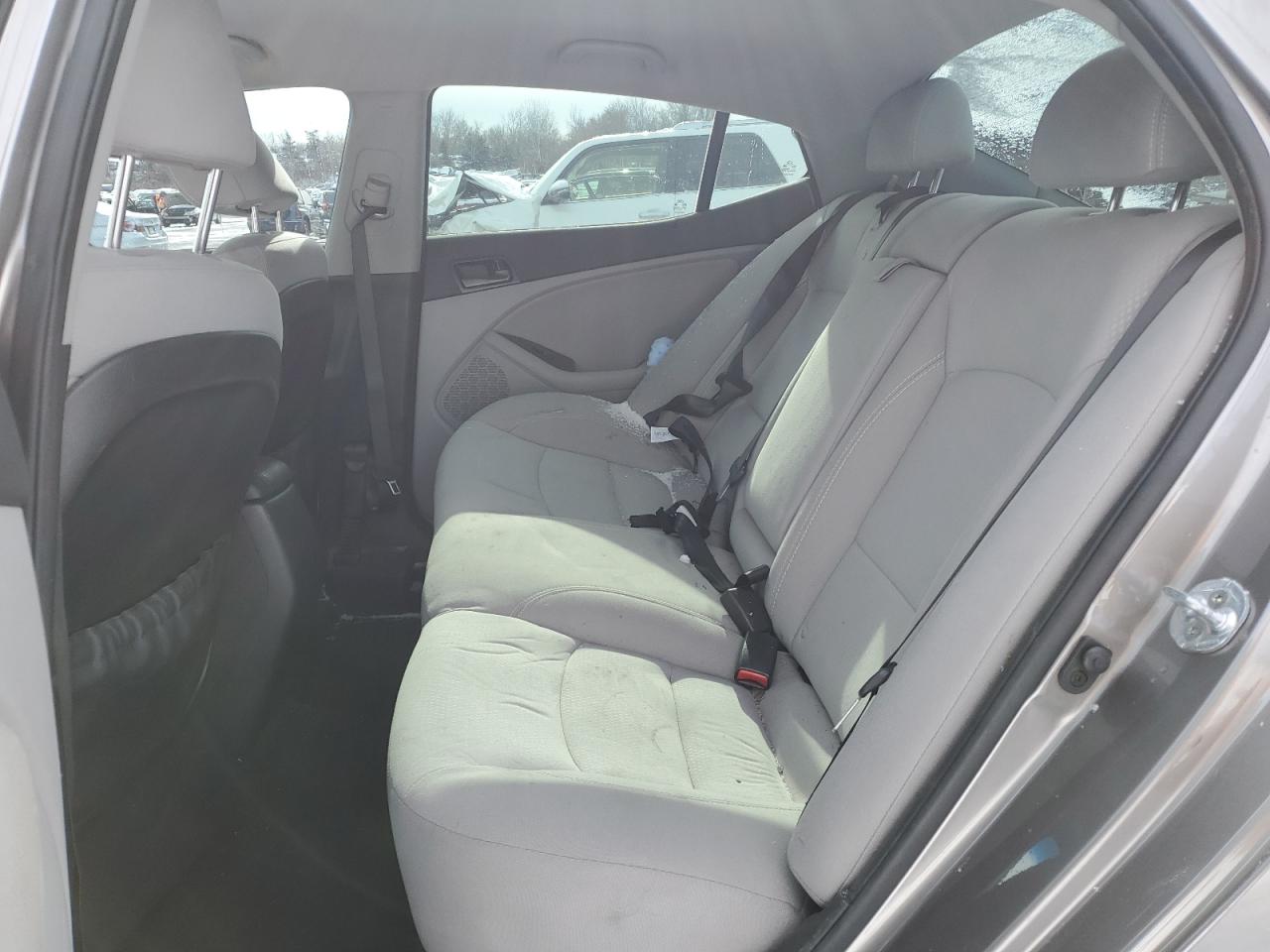 2015 Kia Optima - Image 10