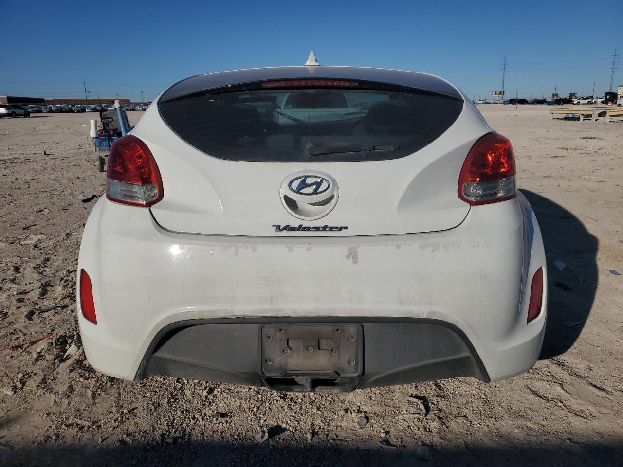 2012 Hyundai Veloster - Image 6