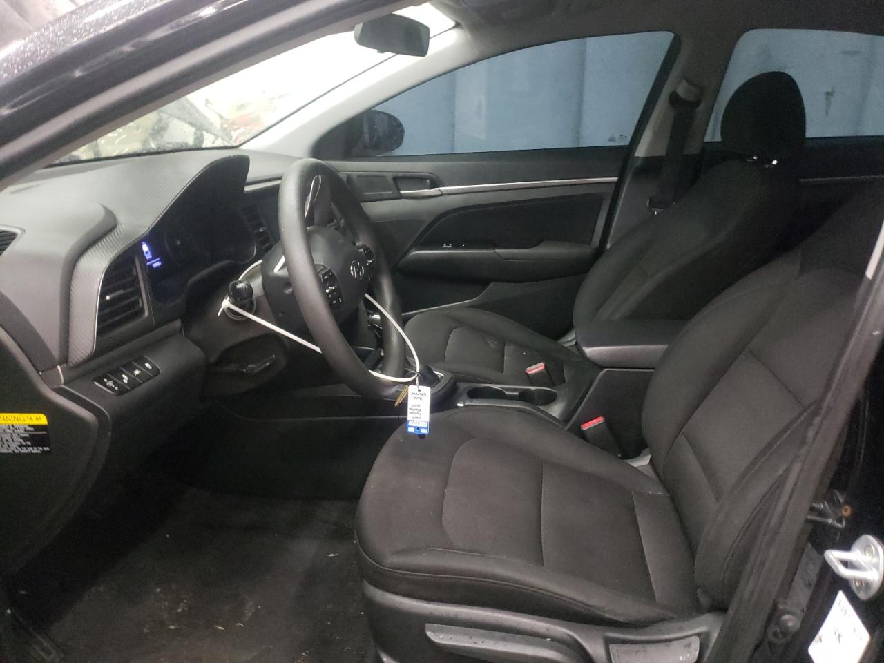2019 Hyundai Elantra - Image 7