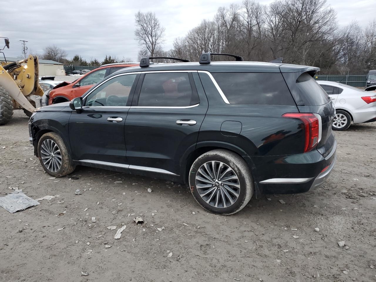 2023 Hyundai Palisade - Image 2