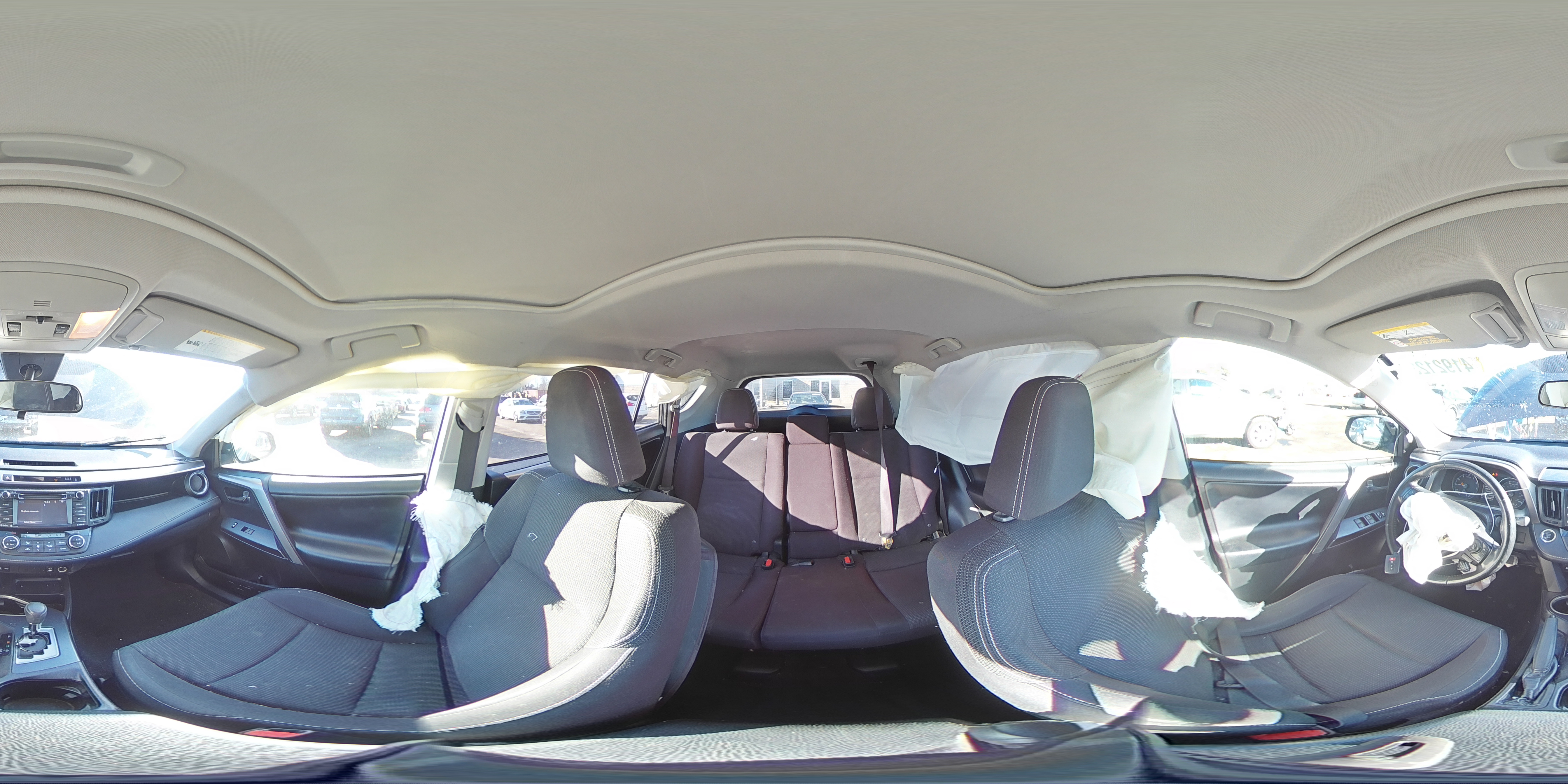 2018 Toyota RAV 4 - Image 13