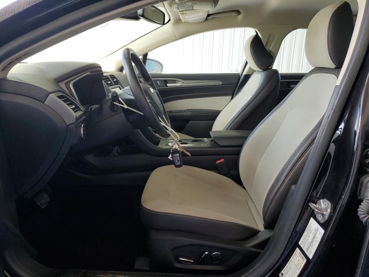 2020 Ford Fusion - Image 7