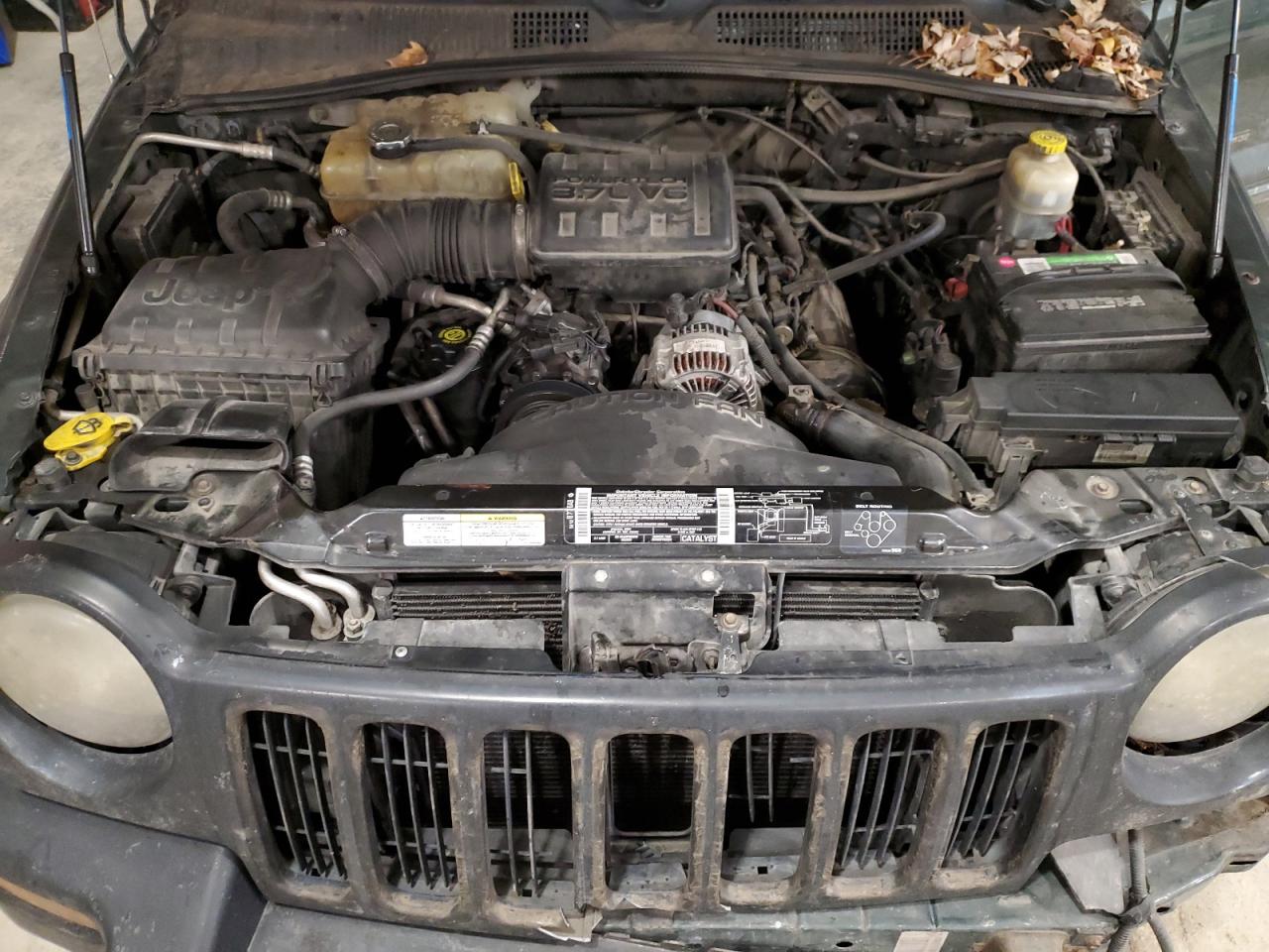 2003 Jeep Liberty (North America) - Image 12
