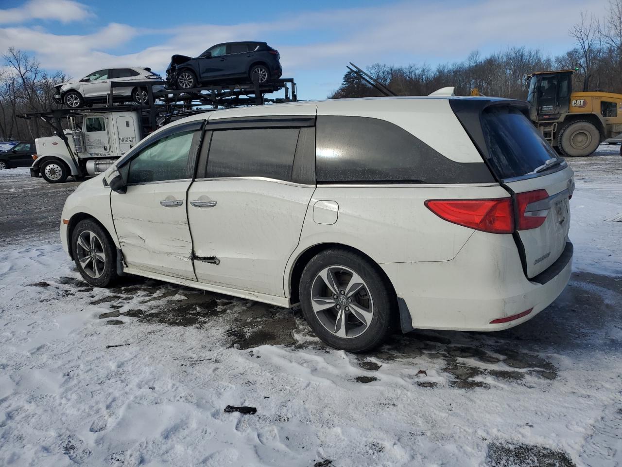 2018 Honda Odyssey - Image 2