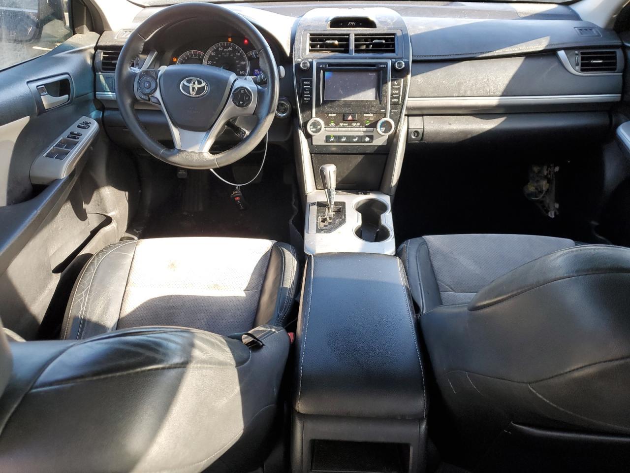 2012 Toyota Camry - Image 8
